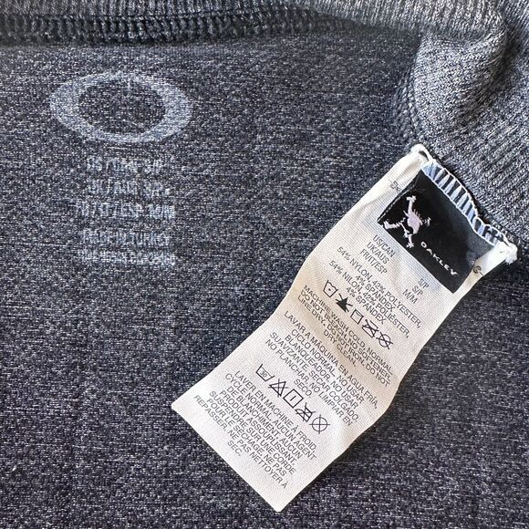 Oakley Jacket Women's Jacket S Activewear Gray Zip Thumb Holes Fitted Stretch - Picture 5 of 8